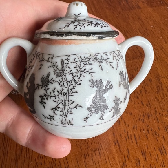 Rare Antique Nippon Child’s Tea Set Creamer Cups Animals Girl White Porcelain - Picture 5 of 16